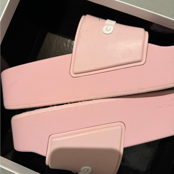 Authentic Givenchy sandals - Picture 6 of 16